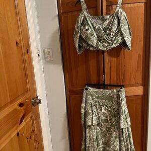 Woman's Leisure Cruise 2 Piece Set